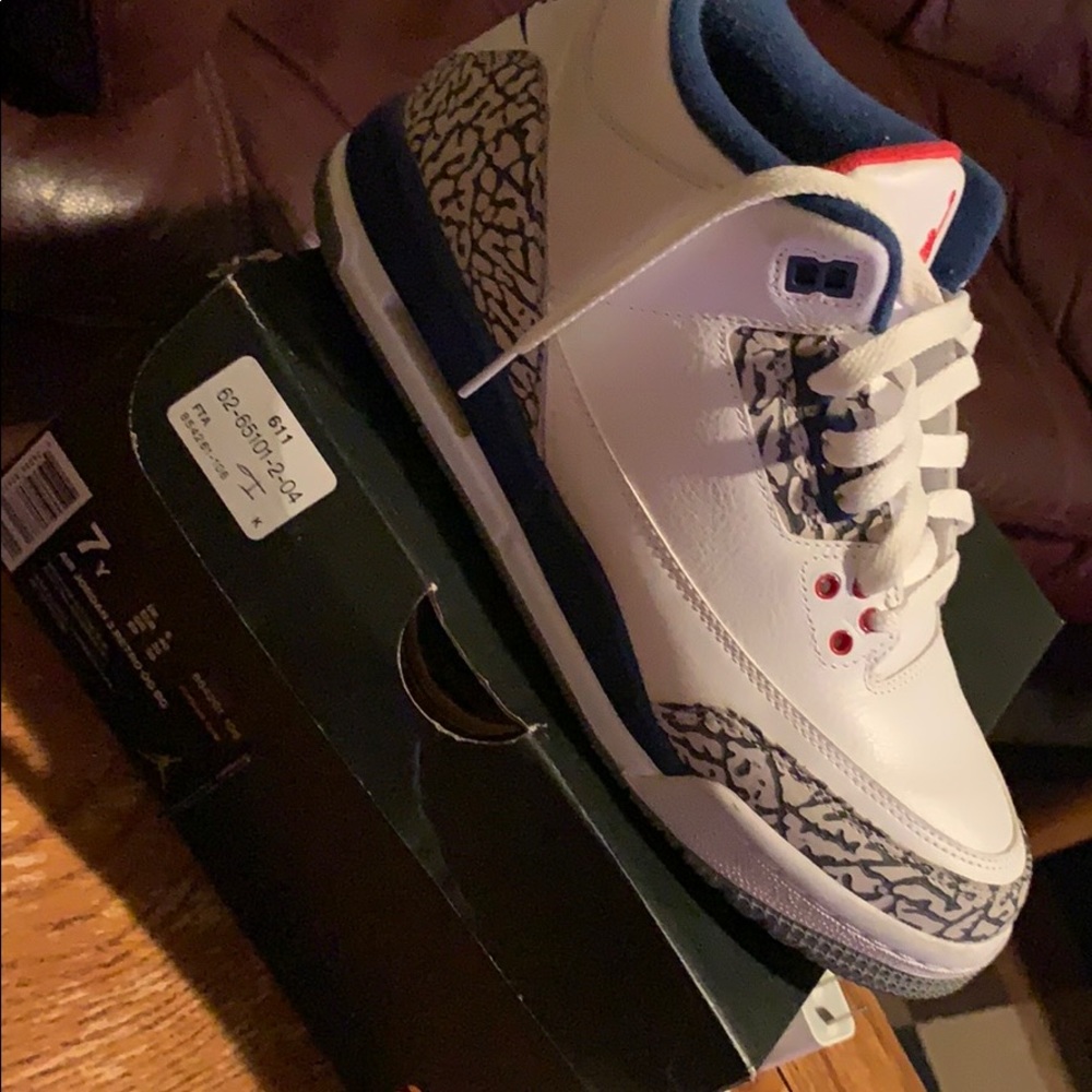 Air Jordan 3 Retro BG